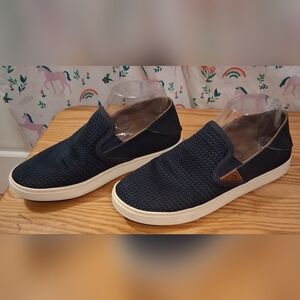 EUC OluKai Pehuea Navy Blue Mesh Casual Everyday Slide Loafer Sneaker SZ 8.5